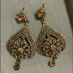 Crystal hanging earrings! Never Worn